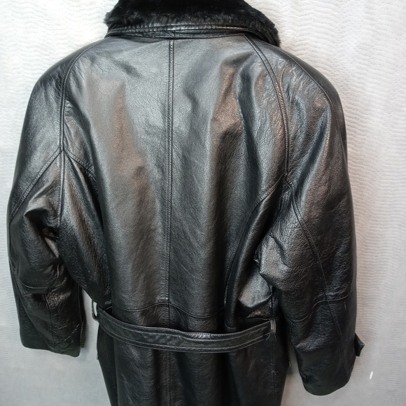 Wilsons Women's Leather double breasted, belted Ja - Picture 5 of 9